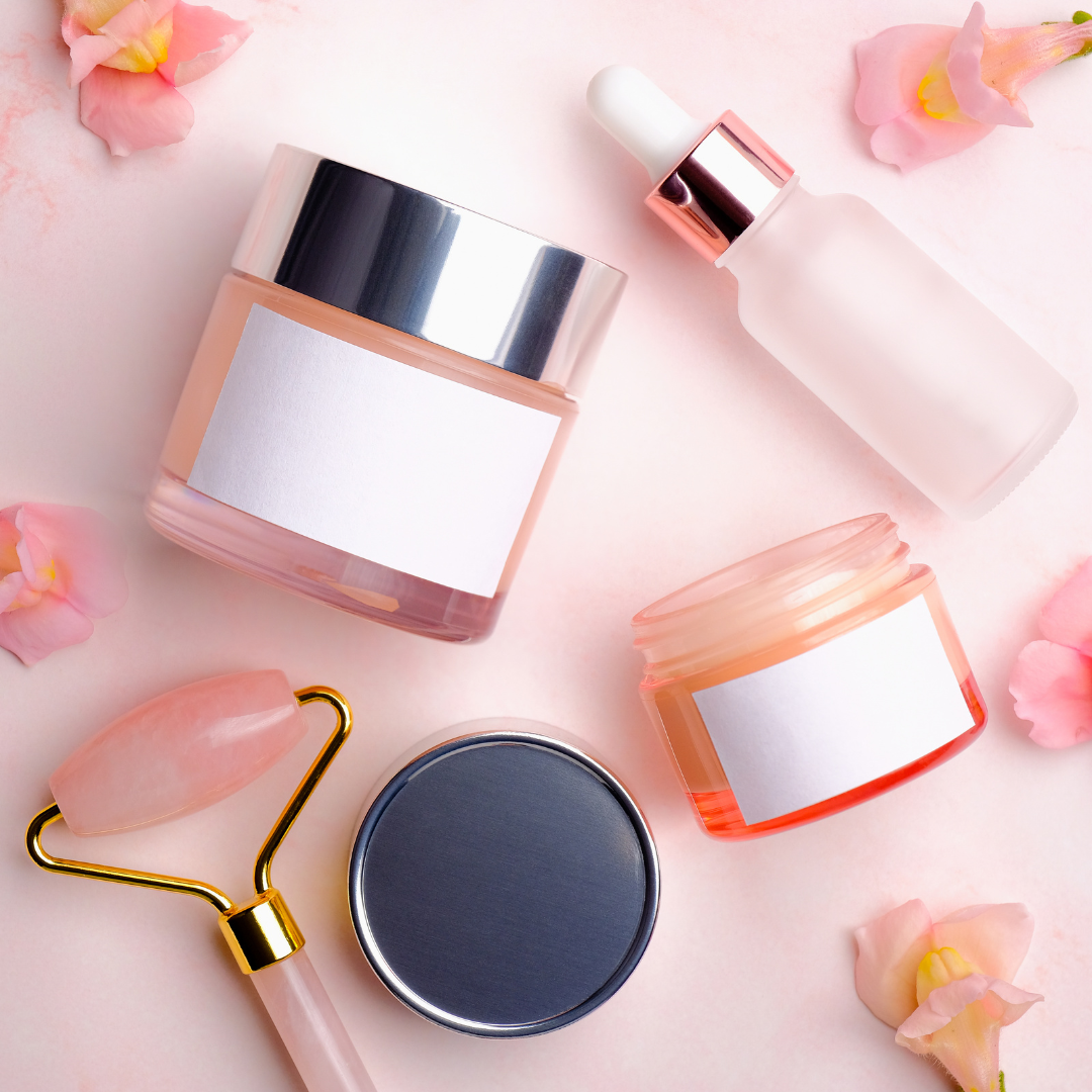 Treat Her to the Ultimate Surprise: SAVVI’s Top Gift Boxes for the Perfect Present